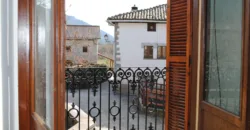 Casa Independiente de piedra en el pueblo de Izal Valle de Salazar