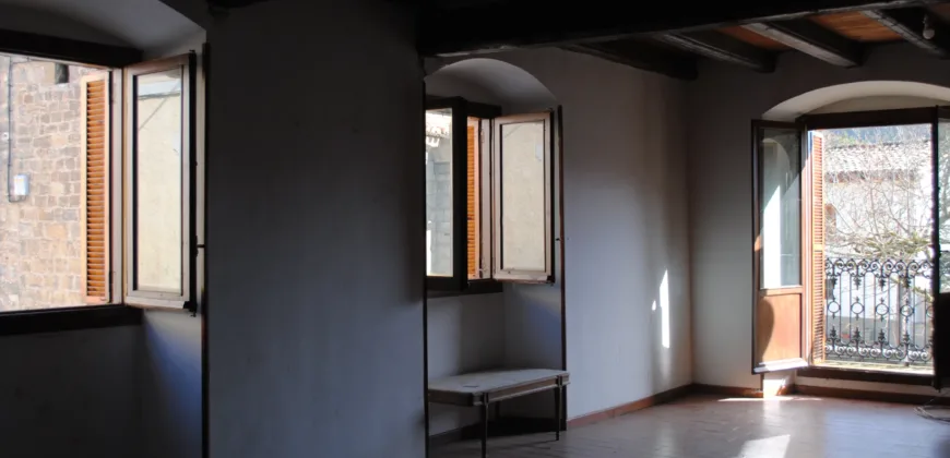 Casa Independiente de piedra en el pueblo de Izal Valle de Salazar