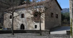 Casa Independiente de piedra en el pueblo de Izal Valle de Salazar