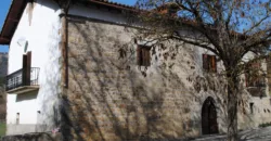 Casa Independiente de piedra en el pueblo de Izal Valle de Salazar