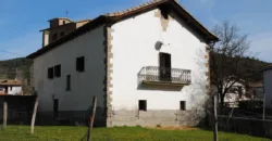 Casa Independiente de piedra en el pueblo de Izal Valle de Salazar