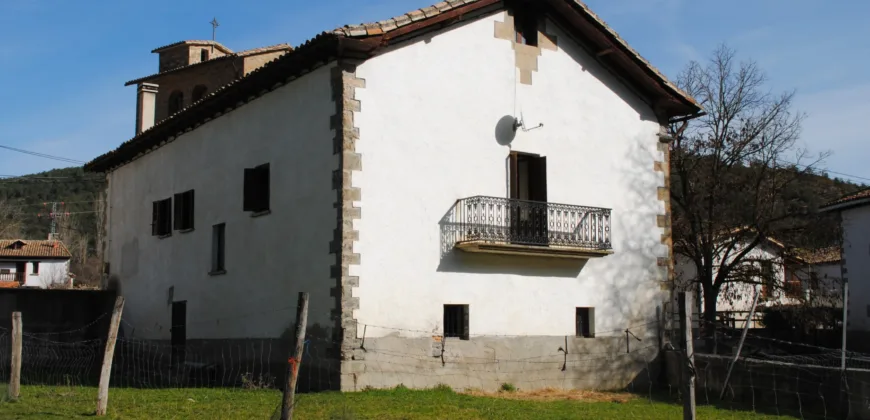 Casa Independiente de piedra en el pueblo de Izal Valle de Salazar