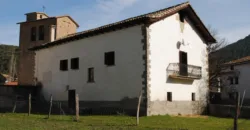 Casa Independiente de piedra en el pueblo de Izal Valle de Salazar