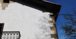 Casa Independiente de piedra en el pueblo de Izal Valle de Salazar