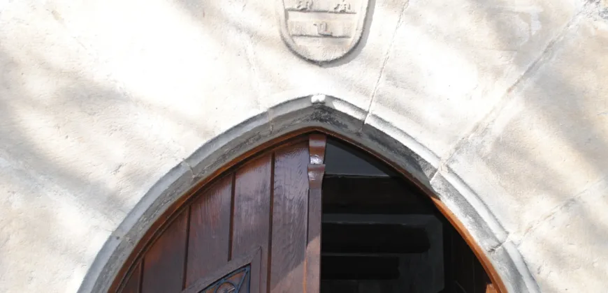 Casa Independiente de piedra en el pueblo de Izal Valle de Salazar