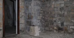 Casa Independiente de piedra en el pueblo de Izal Valle de Salazar