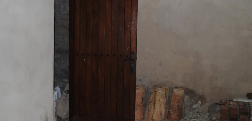 Casa Independiente de piedra en el pueblo de Izal Valle de Salazar