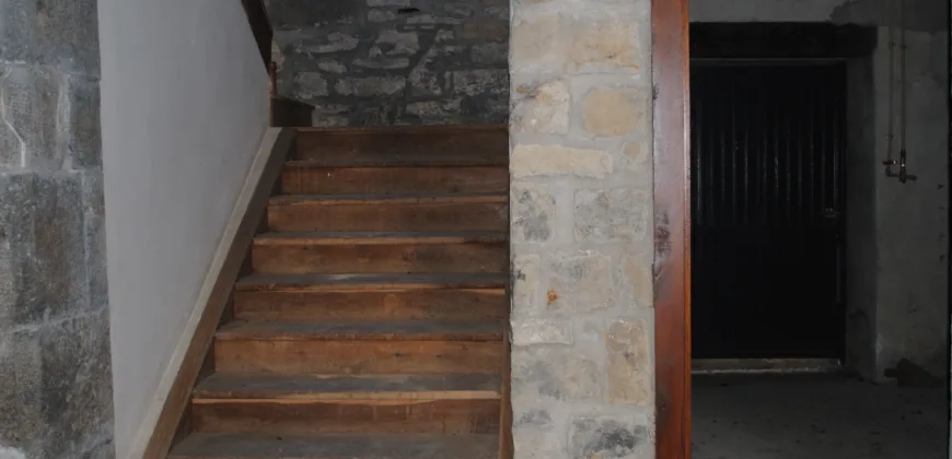 Casa Independiente de piedra en el pueblo de Izal Valle de Salazar